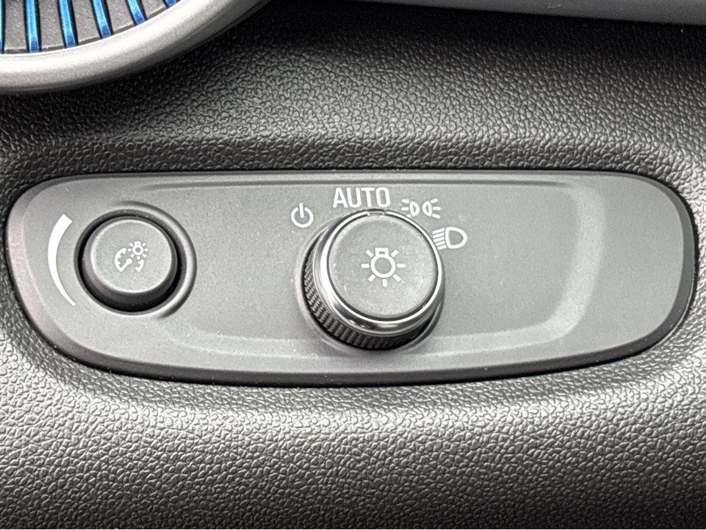 2024 Chevrolet Trax Vehicle Photo in POOLER, GA 31322-3252