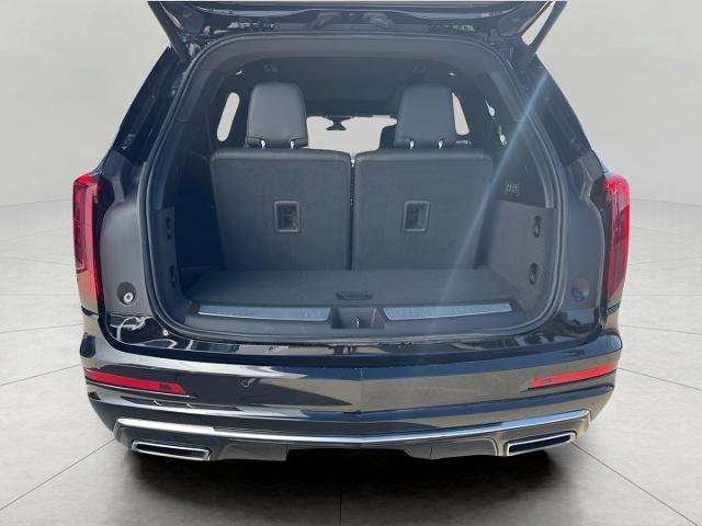 2025 Cadillac XT6 Vehicle Photo in MANITOWOC, WI 54220-5838