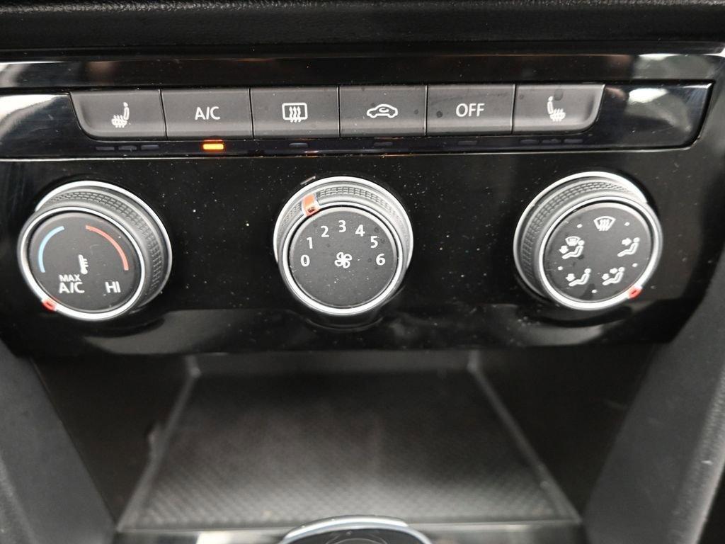 2023 Volkswagen Taos Vehicle Photo in Marion, IA 52302