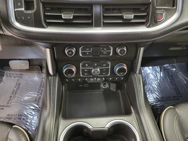 2021 Chevrolet Suburban Vehicle Photo in NEENAH, WI 54956-2243