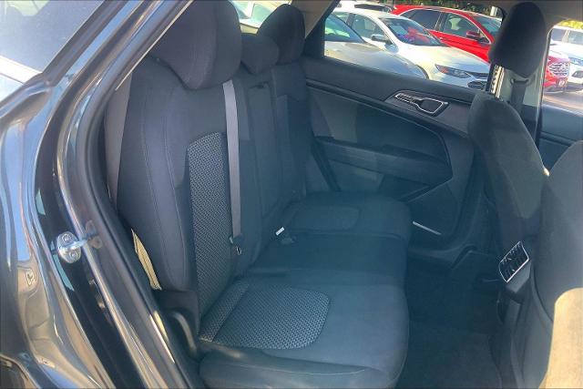 2023 Kia Sportage Vehicle Photo in KANSAS CITY, MO 64114-4502