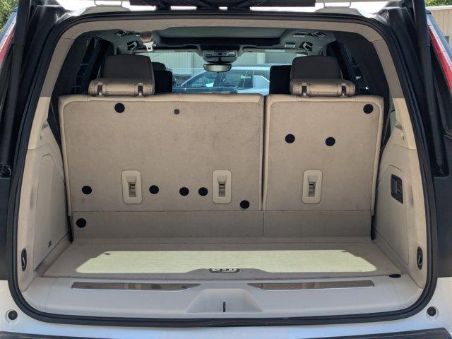 2022 Cadillac Escalade Vehicle Photo in BRUNSWICK, GA 31525-1881