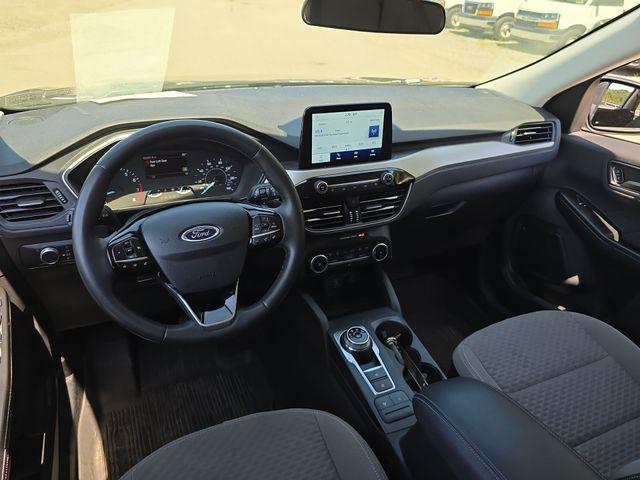 2022 Ford Escape Vehicle Photo in Pleasant Hills, PA 15236