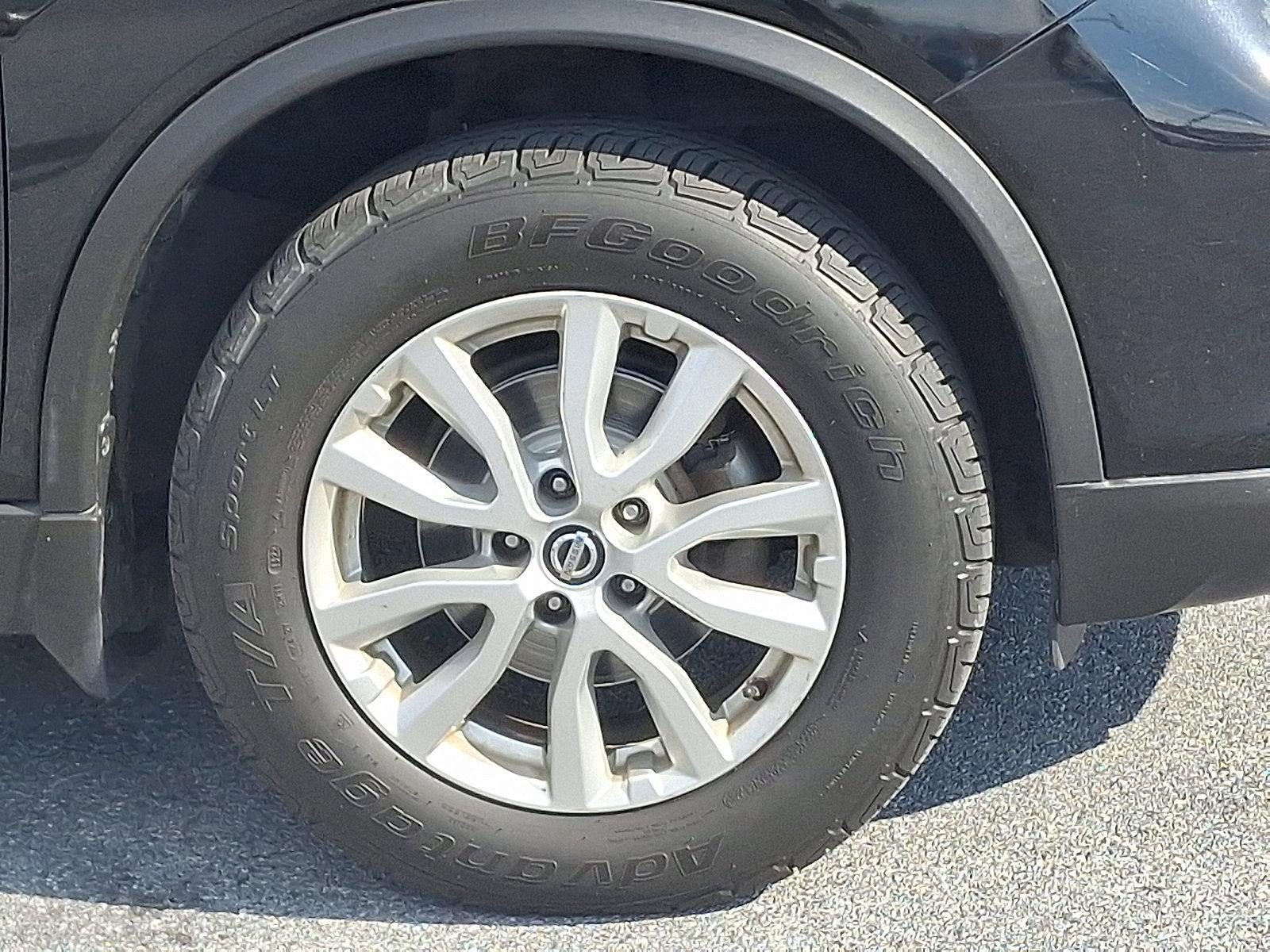 2017 Nissan Rogue Vehicle Photo in Harrisburg, PA 17111