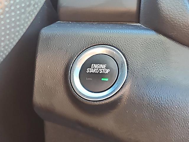 2022 GMC Terrain Vehicle Photo in TREVOSE, PA 19053-4984