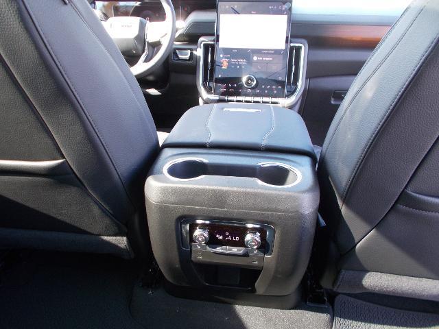 2026 GMC Yukon Vehicle Photo in LOWELL, MA 01852-4336