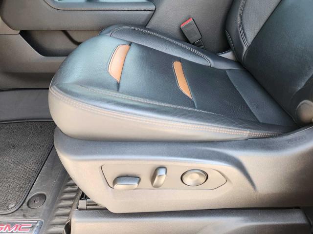 2023 GMC Sierra 1500 Vehicle Photo in DENTON, TX 76210-9321