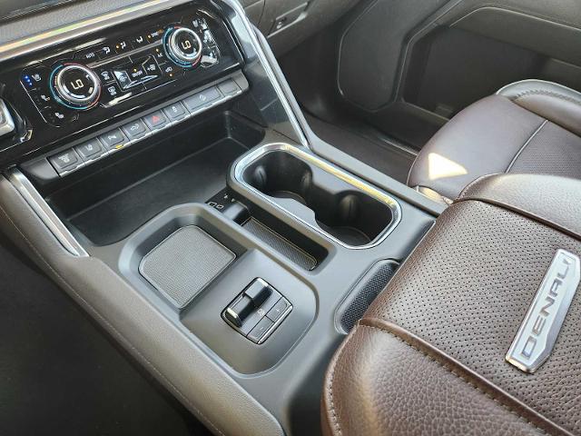 2024 GMC Sierra 2500 HD Vehicle Photo in DENTON, TX 76210-9321