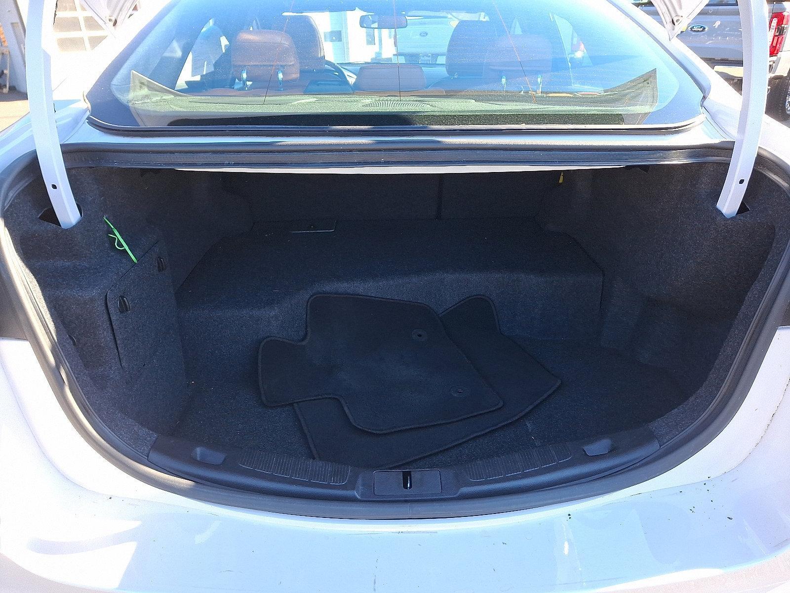2019 Ford Fusion Hybrid Vehicle Photo in Langhorne, PA 19047