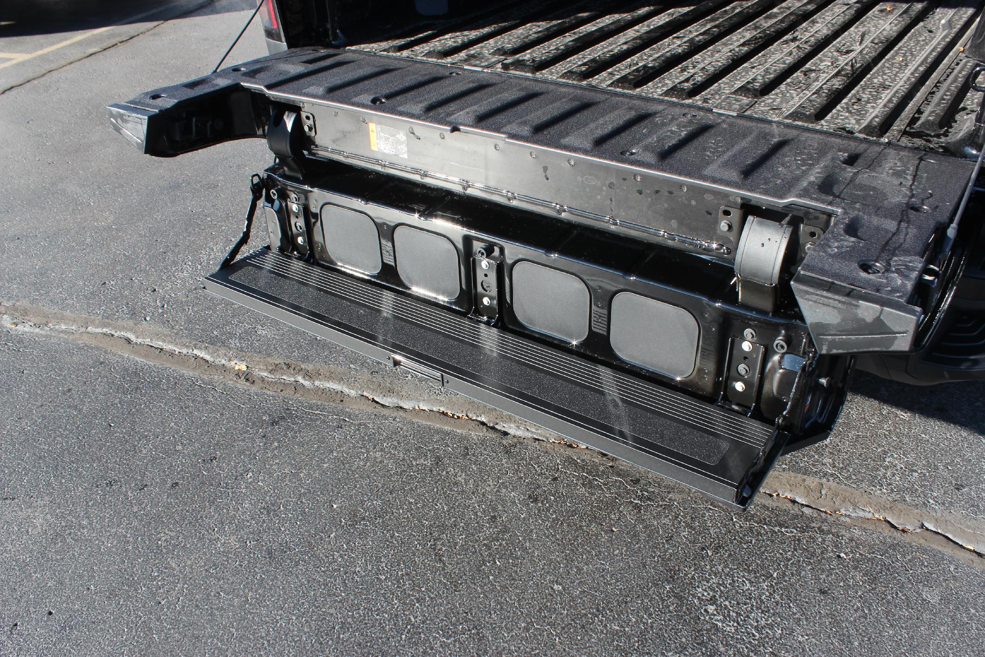 2026 GMC Sierra EV Vehicle Photo in AURORA, CO 80012-4011