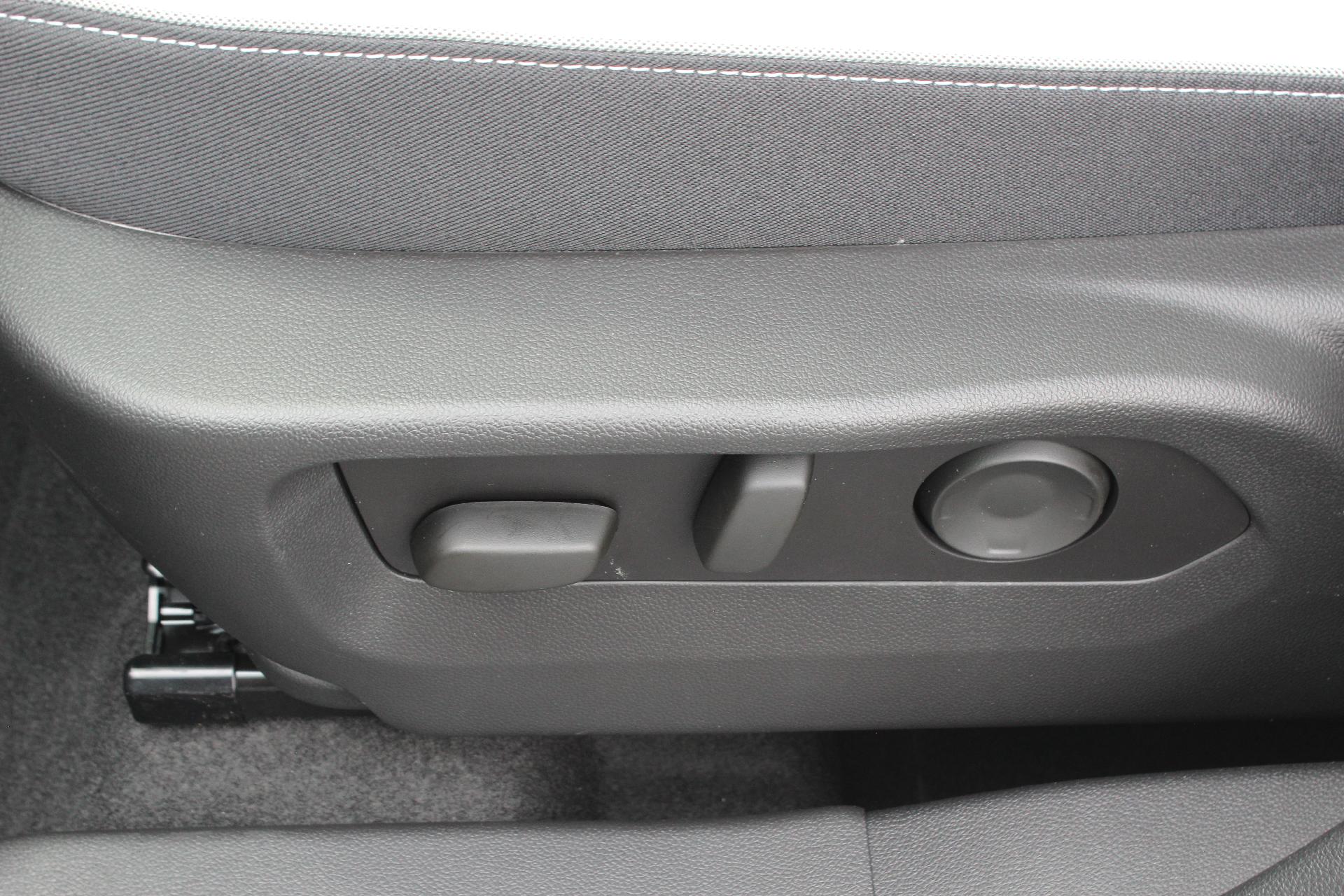 2025 Buick Envision Vehicle Photo in AURORA, CO 80012-4011