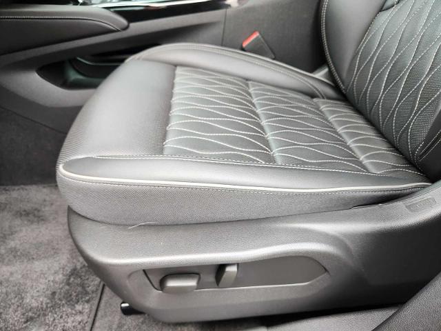 2023 Buick Envision Vehicle Photo in DENTON, TX 76210-9321