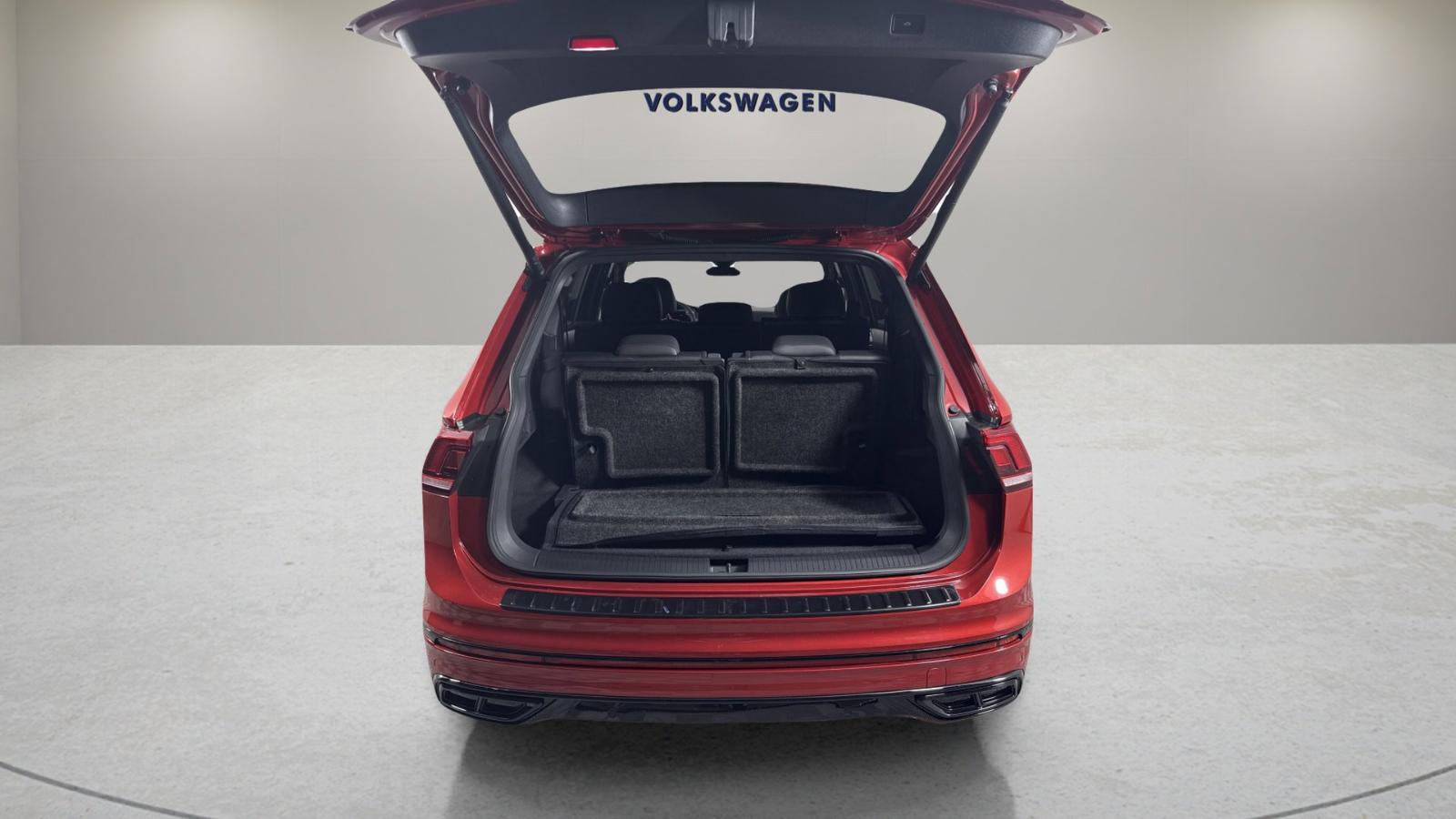 2024 Volkswagen Tiguan Vehicle Photo in Georgetown, TX 78626