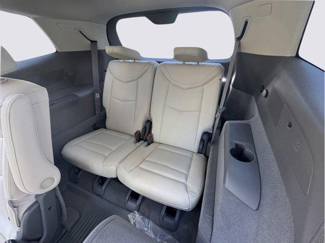 2025 Cadillac XT6 Vehicle Photo in LEOMINSTER, MA 01453-2952