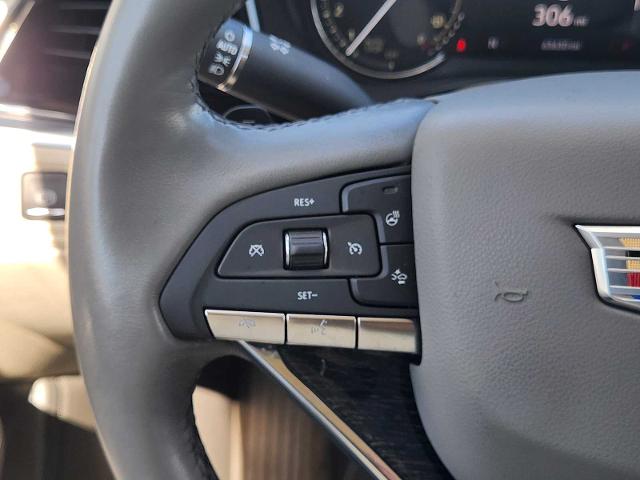 2023 Cadillac XT6 Vehicle Photo in DENTON, TX 76210-9321