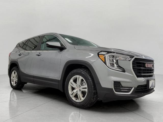 2024 GMC Terrain Vehicle Photo in GREEN BAY, WI 54303-3330