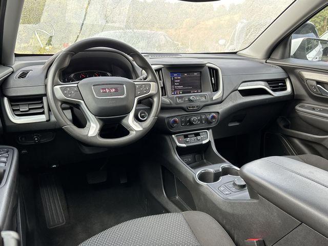 2023 GMC Terrain Vehicle Photo in Pleasant Hills, PA 15236