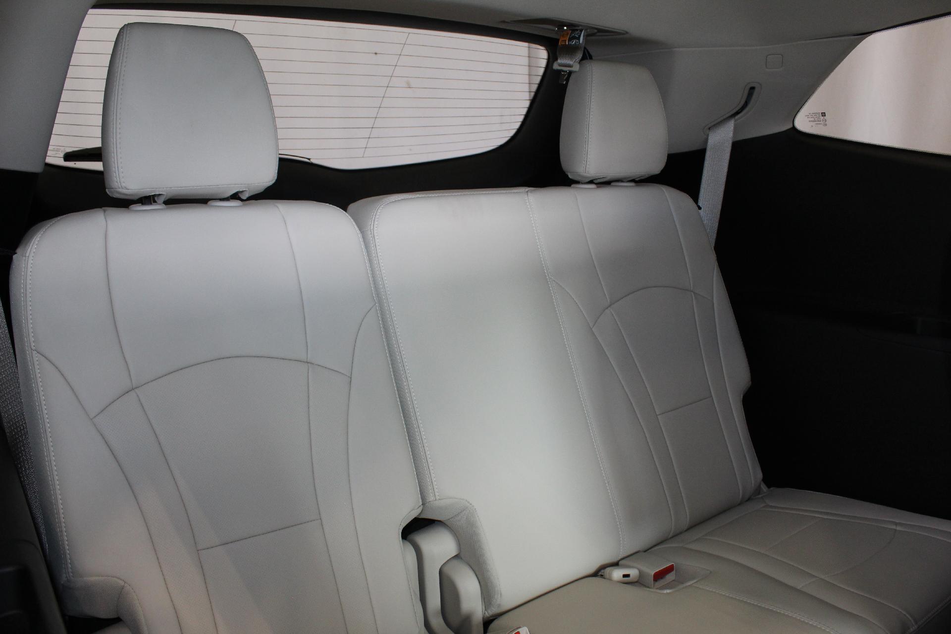 2022 Buick Enclave Vehicle Photo in NORTHAMPTON, MA 01060-1120