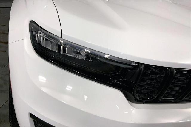 2024 Jeep Grand Cherokee L Vehicle Photo in Kansas City, MO 64114