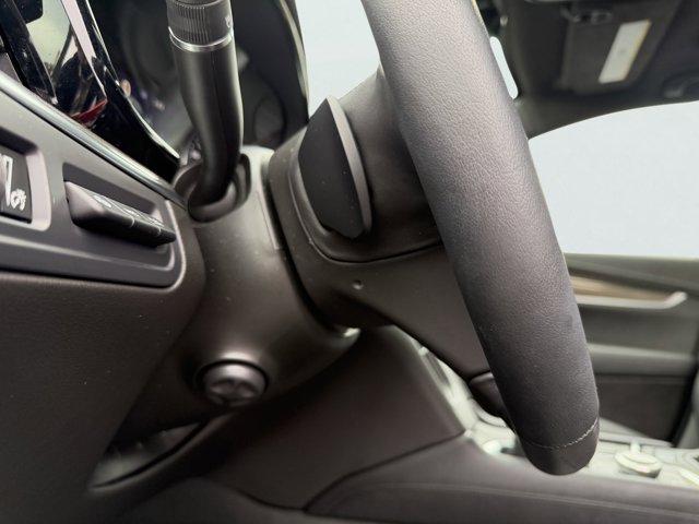 2024 Cadillac XT5 Vehicle Photo in LEOMINSTER, MA 01453-2952