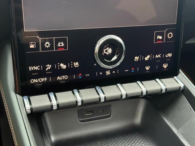 2026 GMC Terrain Vehicle Photo in COLUMBIA, MO 65203-3903