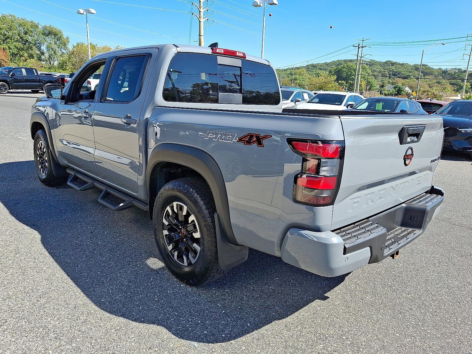 2023 Nissan Frontier Vehicle Photo in BETHLEHEM, PA 18017-9401