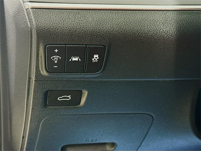2022 Kia K5 Vehicle Photo in Everett, WA 98204