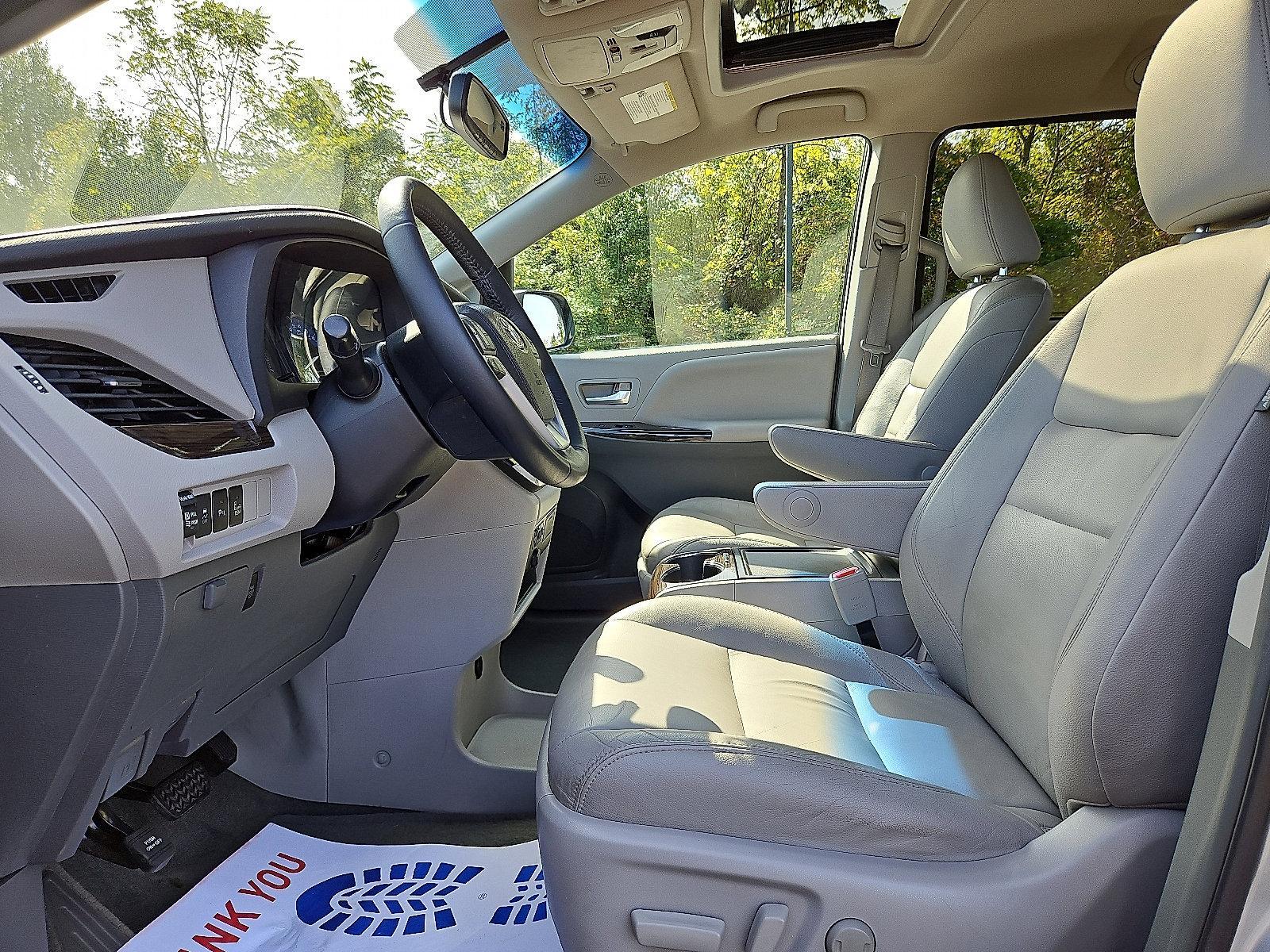 2015 Toyota Sienna Vehicle Photo in Trevose, PA 19053