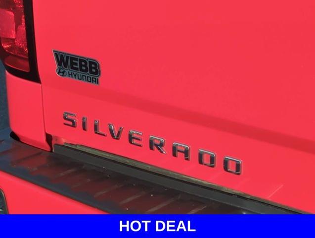 2017 Chevrolet Silverado 1500 Vehicle Photo in Merrillville, IN 46410