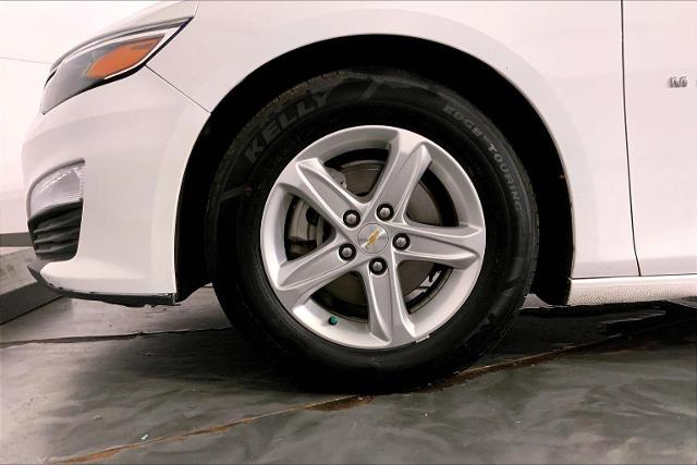 2023 Chevrolet Malibu Vehicle Photo in KANSAS CITY, MO 64114-4502