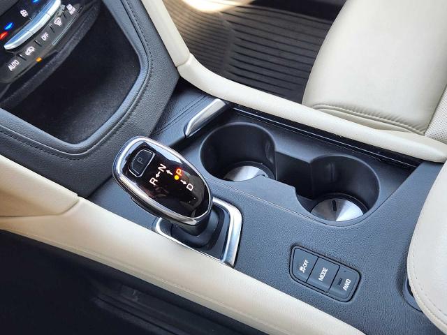 2017 Cadillac XT5 Vehicle Photo in DENTON, TX 76210-9321