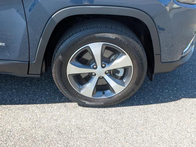 2021 Jeep Cherokee Vehicle Photo in Baltimore, MD 21234