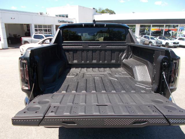 2025 GMC HUMMER EV Pickup Vehicle Photo in LOWELL, MA 01852-4336