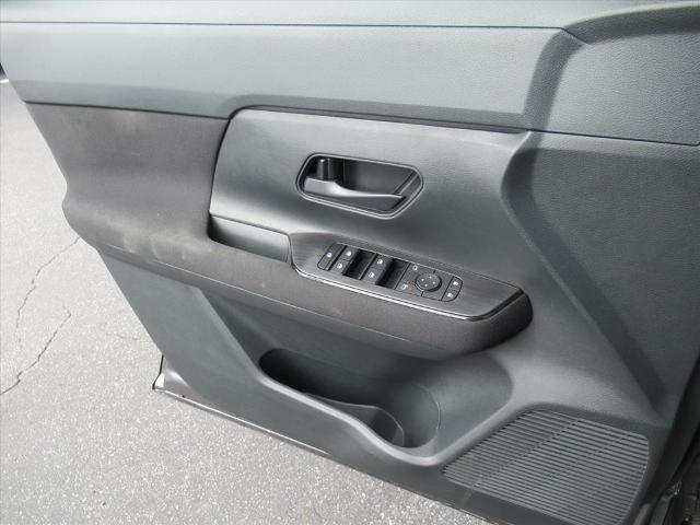 2025 Nissan Kicks Vehicle Photo in LEESBURG, FL 34788-4022
