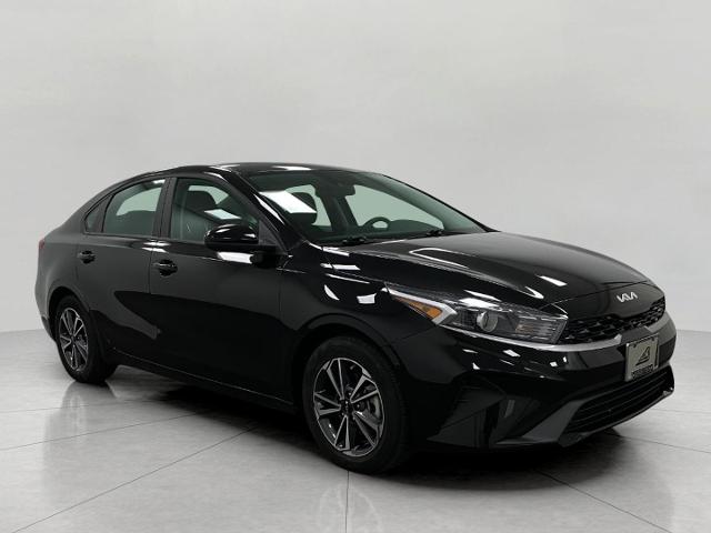 2022 Kia Forte Vehicle Photo in Appleton, WI 54913