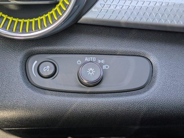 2025 Chevrolet Trax Vehicle Photo in BRUNSWICK, GA 31525-1881