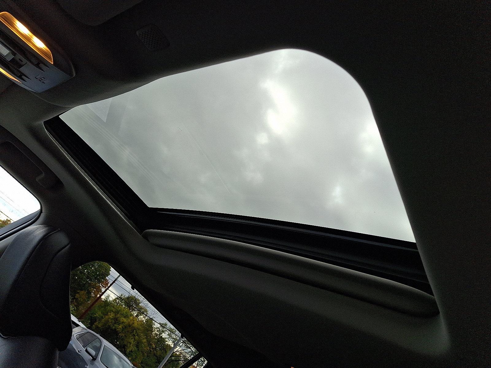 2022 Toyota Highlander Vehicle Photo in BETHLEHEM, PA 18017-9401