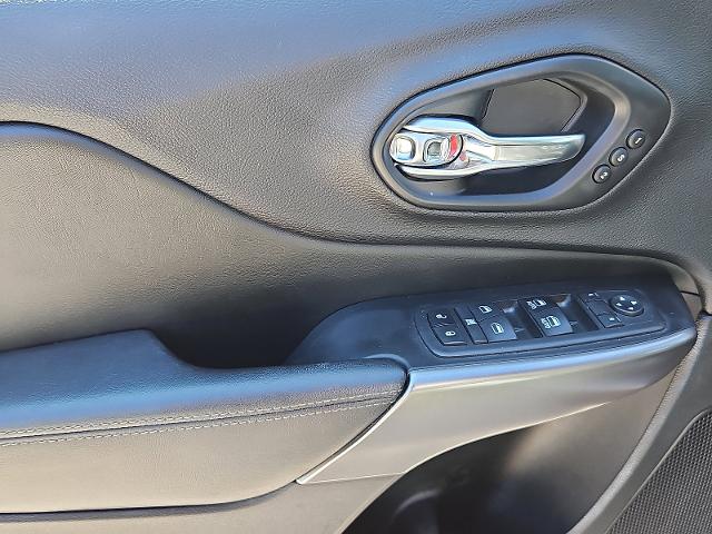 2019 Jeep Cherokee Vehicle Photo in TREVOSE, PA 19053-4984