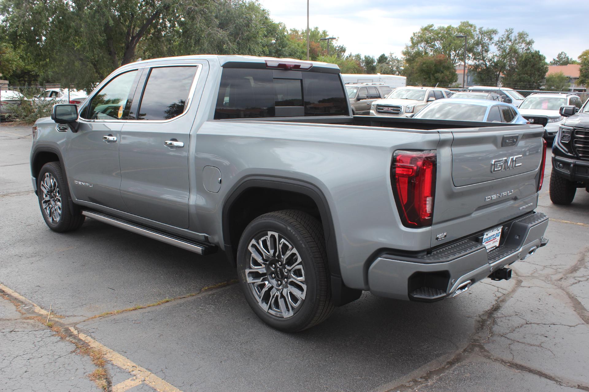 2026 GMC Sierra 1500 Vehicle Photo in AURORA, CO 80012-4011