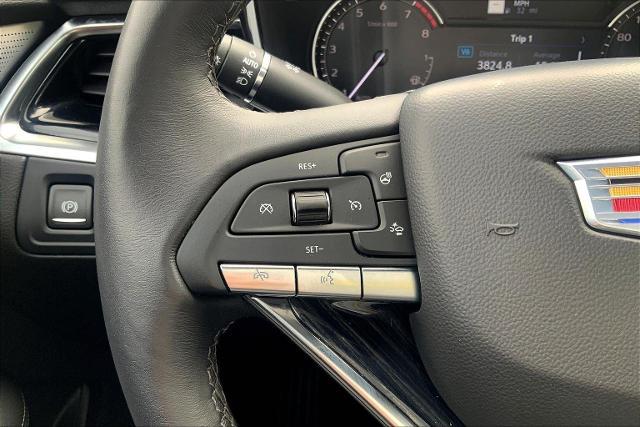 2025 Cadillac XT6 Vehicle Photo in KANSAS CITY, MO 64114-4545