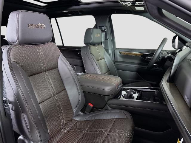 2026 Chevrolet Suburban Vehicle Photo in PUYALLUP, WA 98371-4149