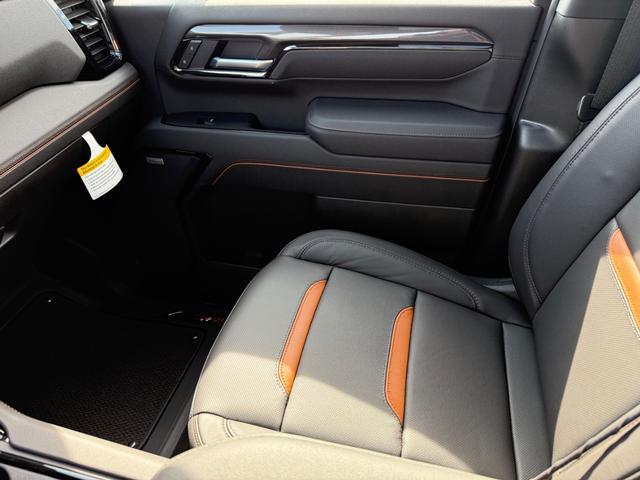 2025 GMC Sierra 2500 HD Vehicle Photo in COLUMBIA, MO 65203-3903