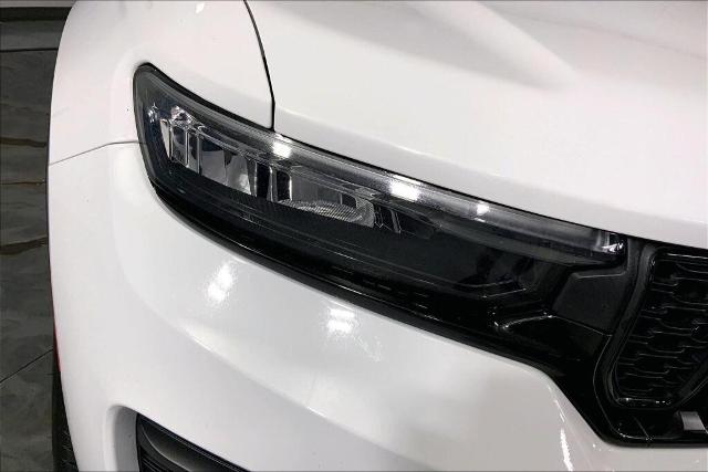 2023 Jeep Grand Cherokee Vehicle Photo in Kansas City, MO 64114