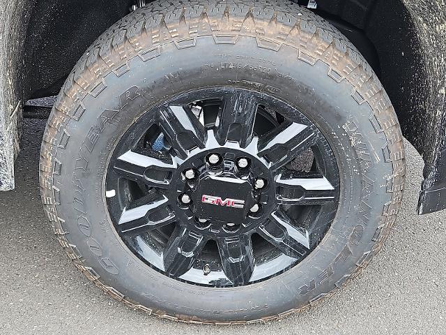 2026 GMC Sierra 2500 HD Vehicle Photo in TREVOSE, PA 19053-4984