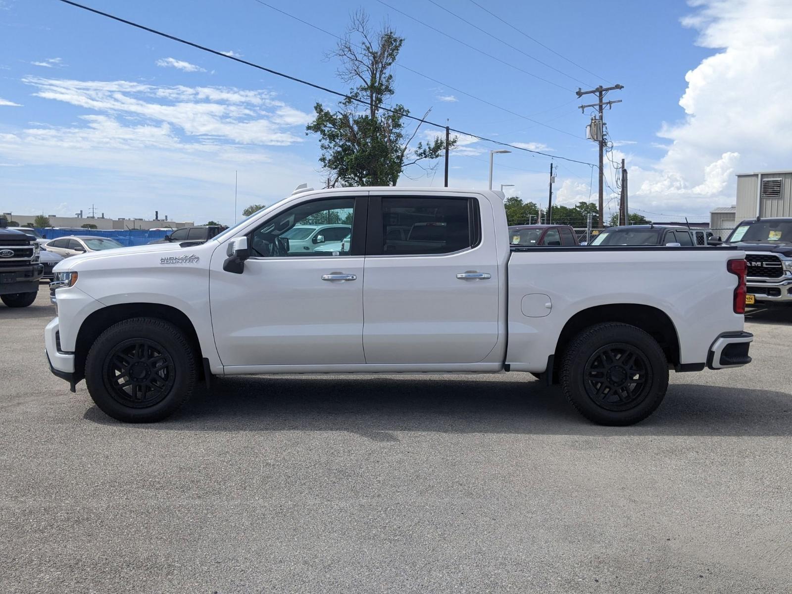 2021 Chevrolet Silverado 1500 Vehicle Photo in Seguin, TX 78155