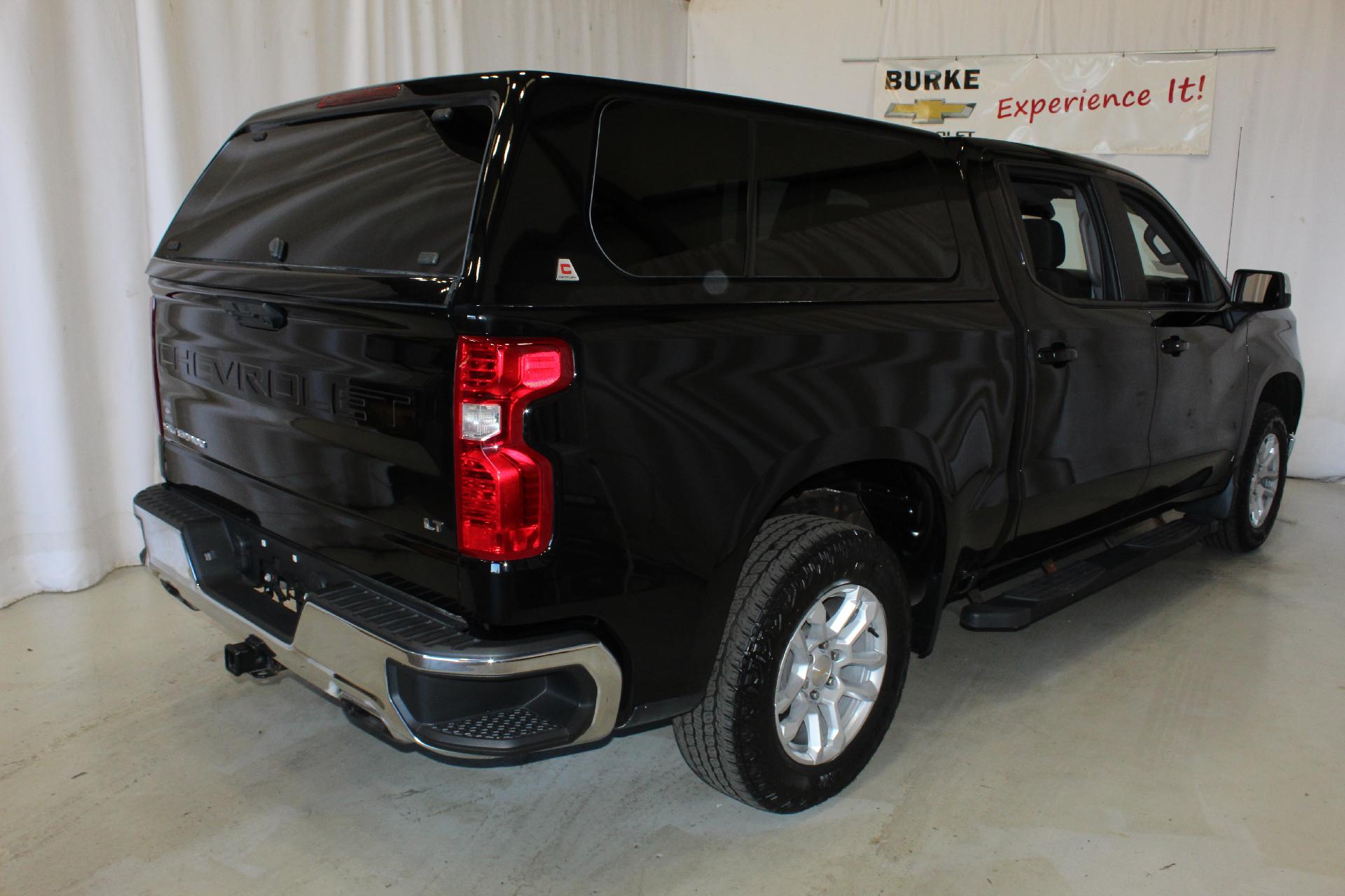 2022 Chevrolet Silverado 1500 Vehicle Photo in NORTHAMPTON, MA 01060-1120