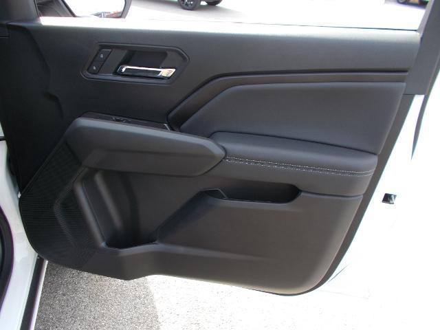 2026 GMC Canyon Vehicle Photo in LOWELL, MA 01852-4336