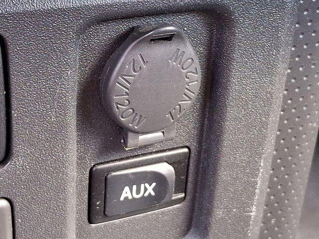 2010 Toyota FJ Cruiser Vehicle Photo in DANBURY, CT 06810-5034