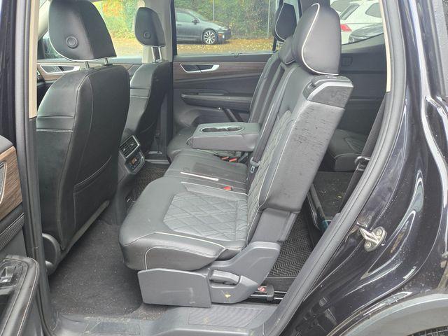 2025 Volkswagen Atlas Vehicle Photo in Puyallup, WA 98371