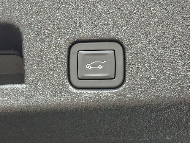 2024 Chevrolet Traverse Vehicle Photo in DANBURY, CT 06810-5034